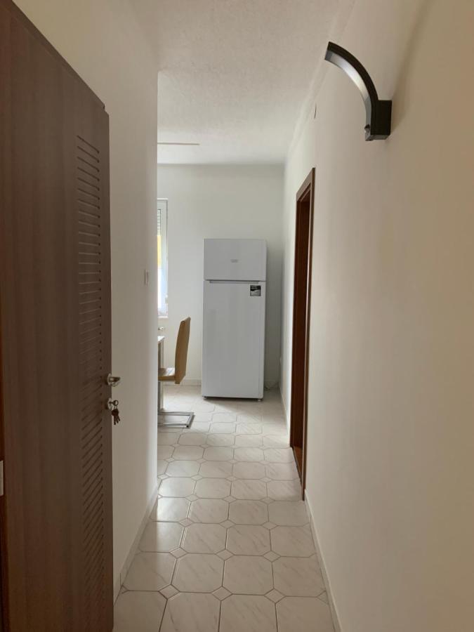 Thermal Next II Weninger Apartman Kiskunhalas Eksteriør billede
